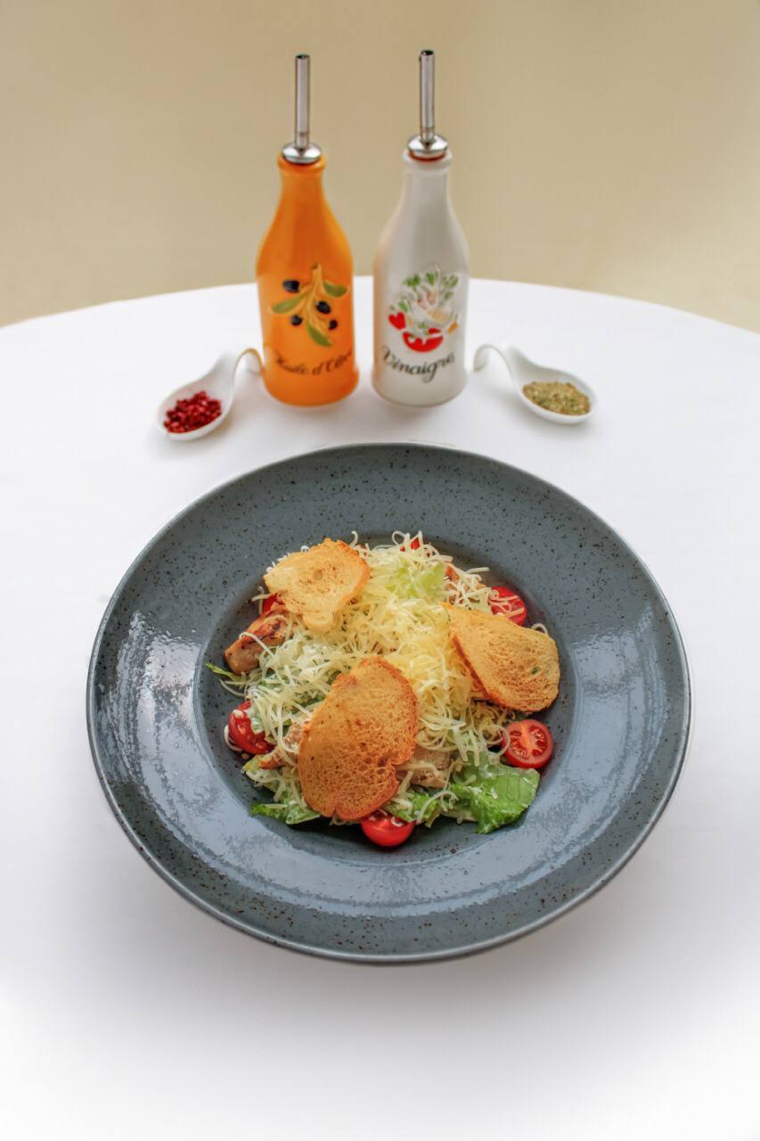 Цезарь с цыпленком